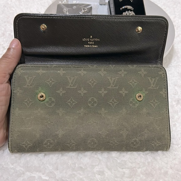 Louis Vuitton Denim Monogram Wallet Free Men& Hers Wedding Ring & Bracelet - Picture 12 of 15